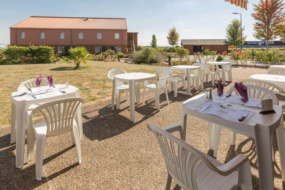 Pressoir Hôtel Saint-Calais Exterior foto